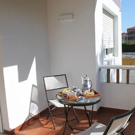 Apartment Precioso Piso En Playa America Con Jardin Privado. Nigran