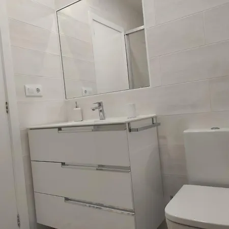 Precioso Piso En Playa America Con Jardin Privado. Apartment