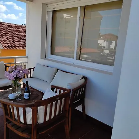 アパート Precioso Piso En Playa America Con Jardin Privado. *