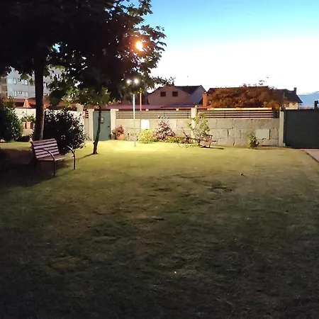 Precioso Piso En Playa America Con Jardin Privado. Apartment Nigran